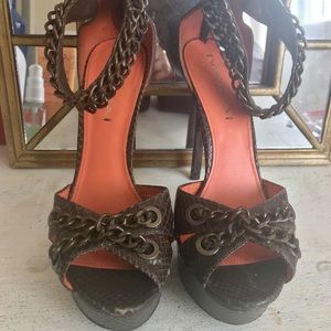 Via Spiga size 7.5 (fits like a 7 narrow)